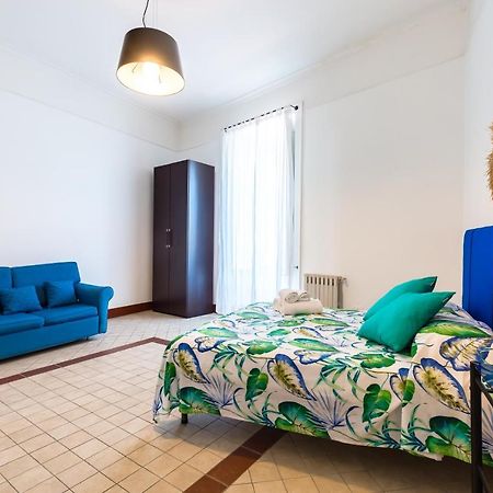 Lopez 20 A Big Family Apartment By Napoliapartments Екстер'єр фото