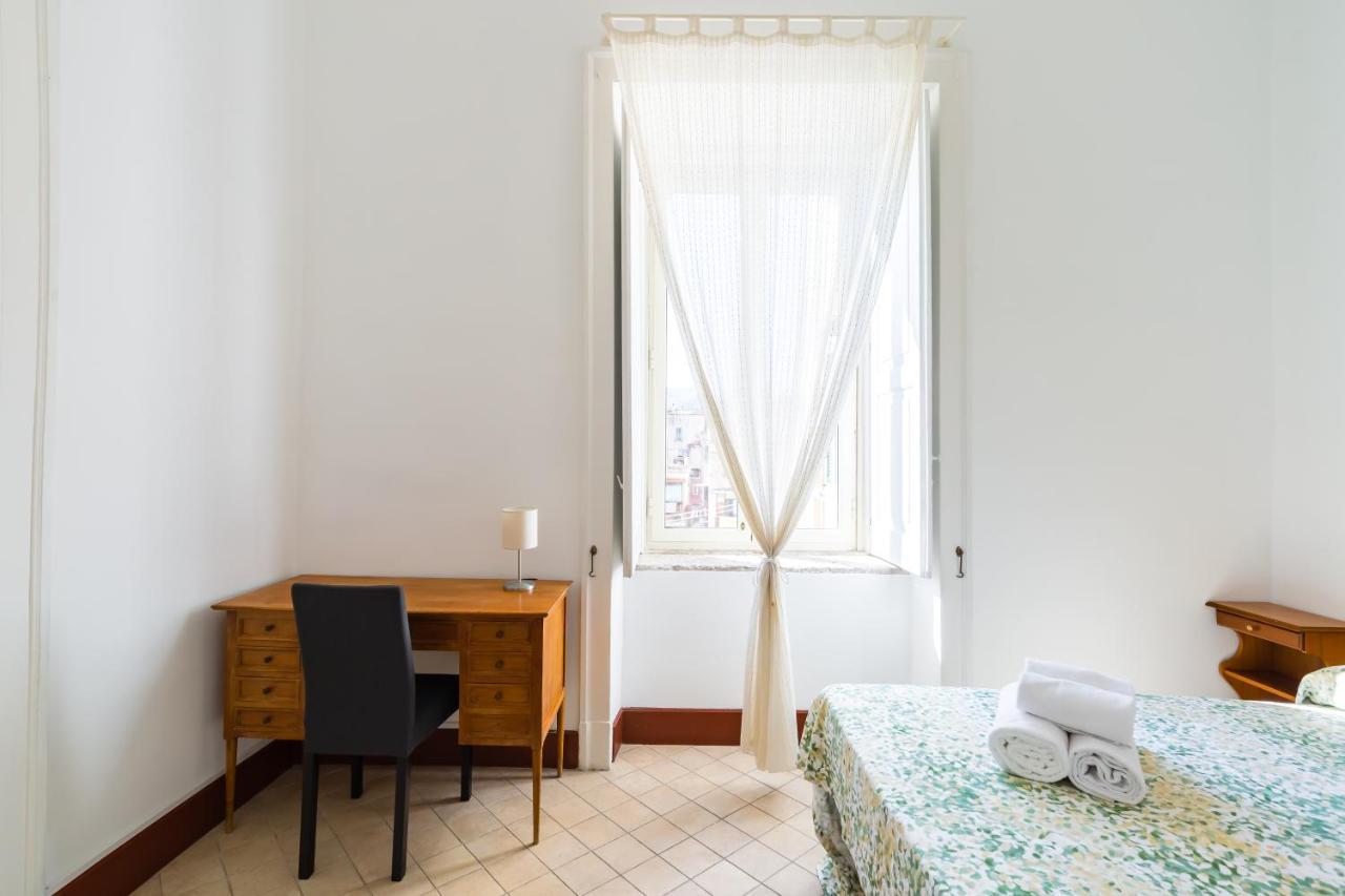 Lopez 20 A Big Family Apartment By Napoliapartments Екстер'єр фото