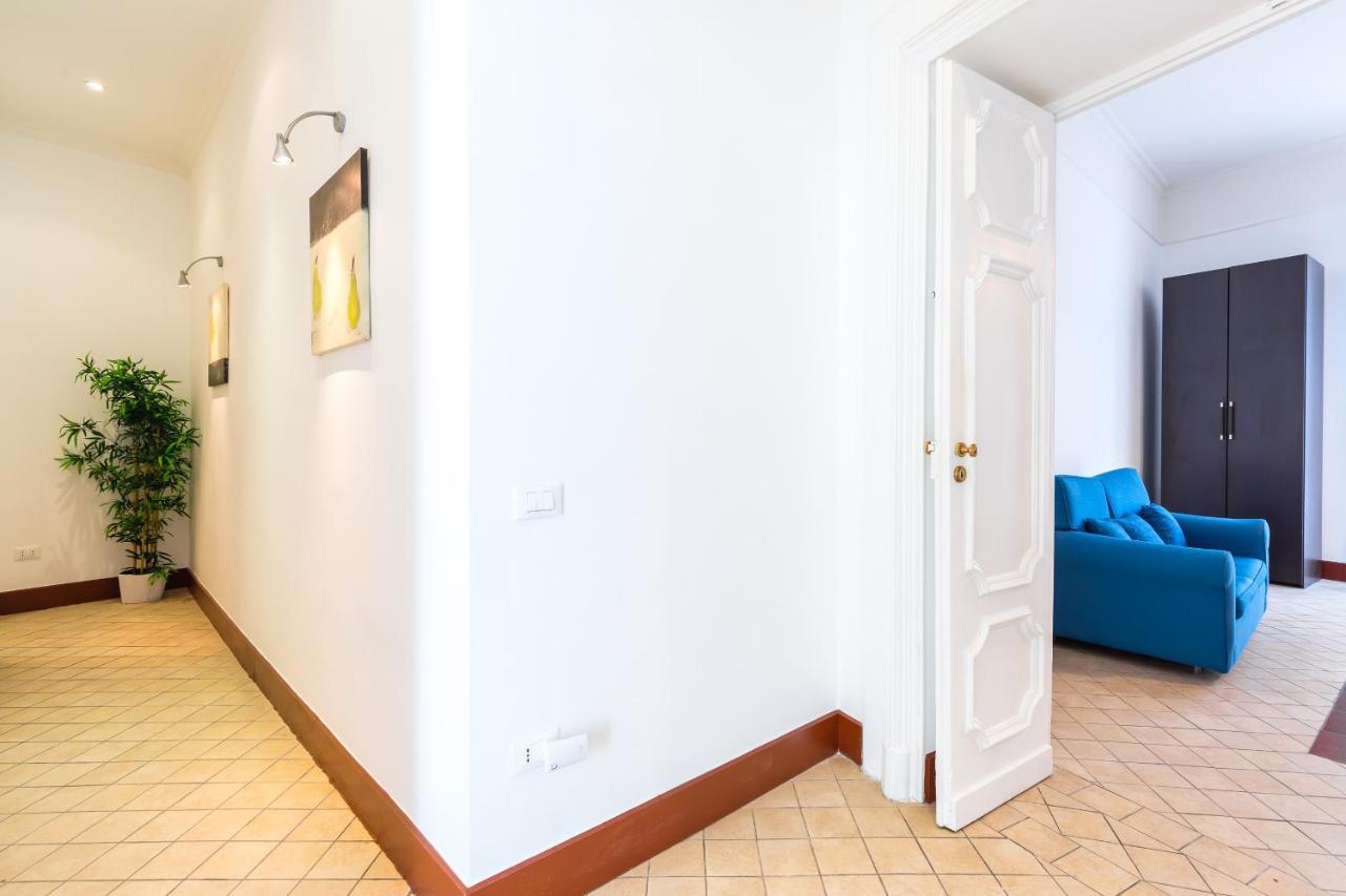Lopez 20 A Big Family Apartment By Napoliapartments Екстер'єр фото